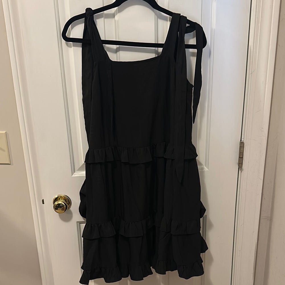 Black Ruffle Tiered Mini Dress with Tie Straps - L